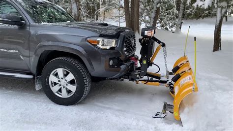 toyota tacoma snow plow